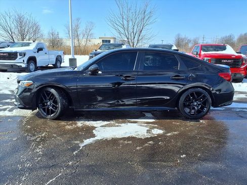 Used 2024 Honda Civic Sport image 2