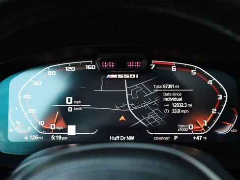 Used 2022 BMW M550i xDrive image 40