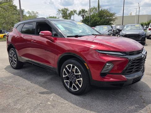Used 2023 Chevrolet Blazer RS w/ Enhanced Convenience Package AWD/4WD image 7