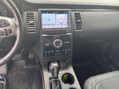 Used 2019 Ford Flex Limited FWD image 12