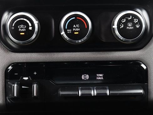 Used 2021 RAM 3500 Big Horn AWD/4WD image 29