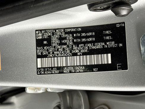 Used 2016 Toyota Land Cruiser image 45