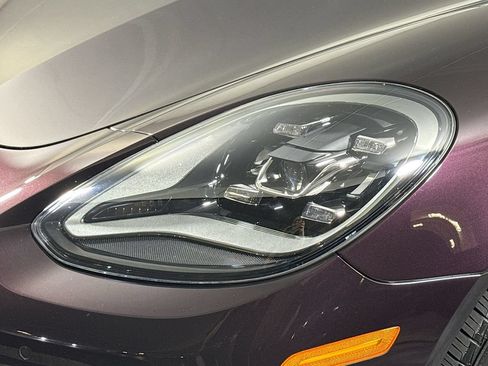Certified 2023 Porsche Panamera Platinum Edition RWD image 27