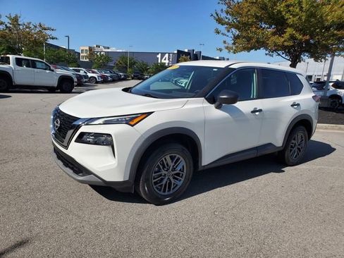 Certified 2023 Nissan Rogue S image 8