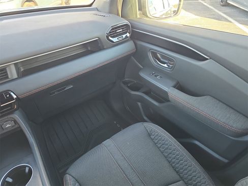 Certified 2023 Honda Pilot Sport image 11