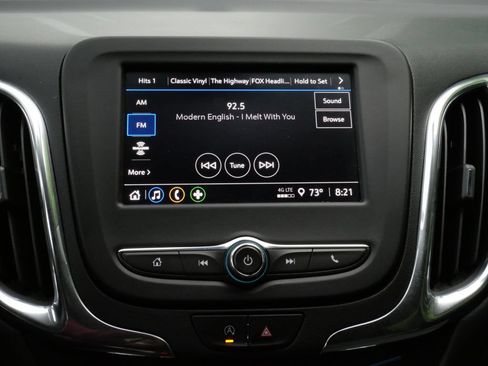 Used 2023 Chevrolet Equinox LT AWD/4WD image 22