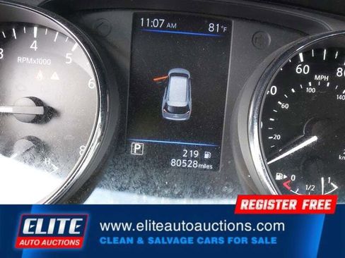 Used 2019 Nissan Rogue SL w/ Premium Package FWD image 30