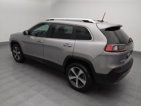 Used 2019 Jeep Cherokee Limited w/ Technology Group image 3