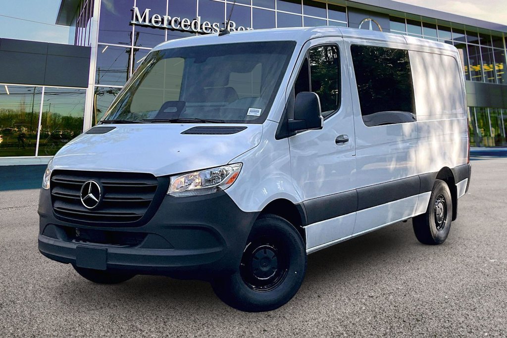 New 2026 Mercedes-Benz Sprinter 2500 image 2