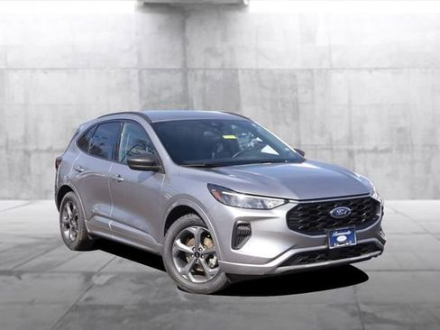 Certified 2024 Ford Escape ST-Line w/ Cold Weather Package image 2