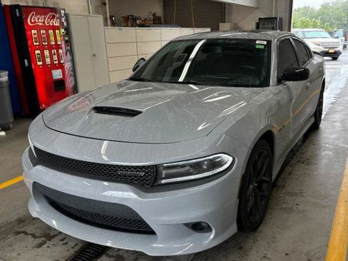 Used 2021 Dodge Charger R/T w/ Plus Group RWD image 2