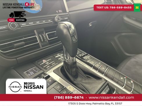 Used 2020 Porsche Macan image 24