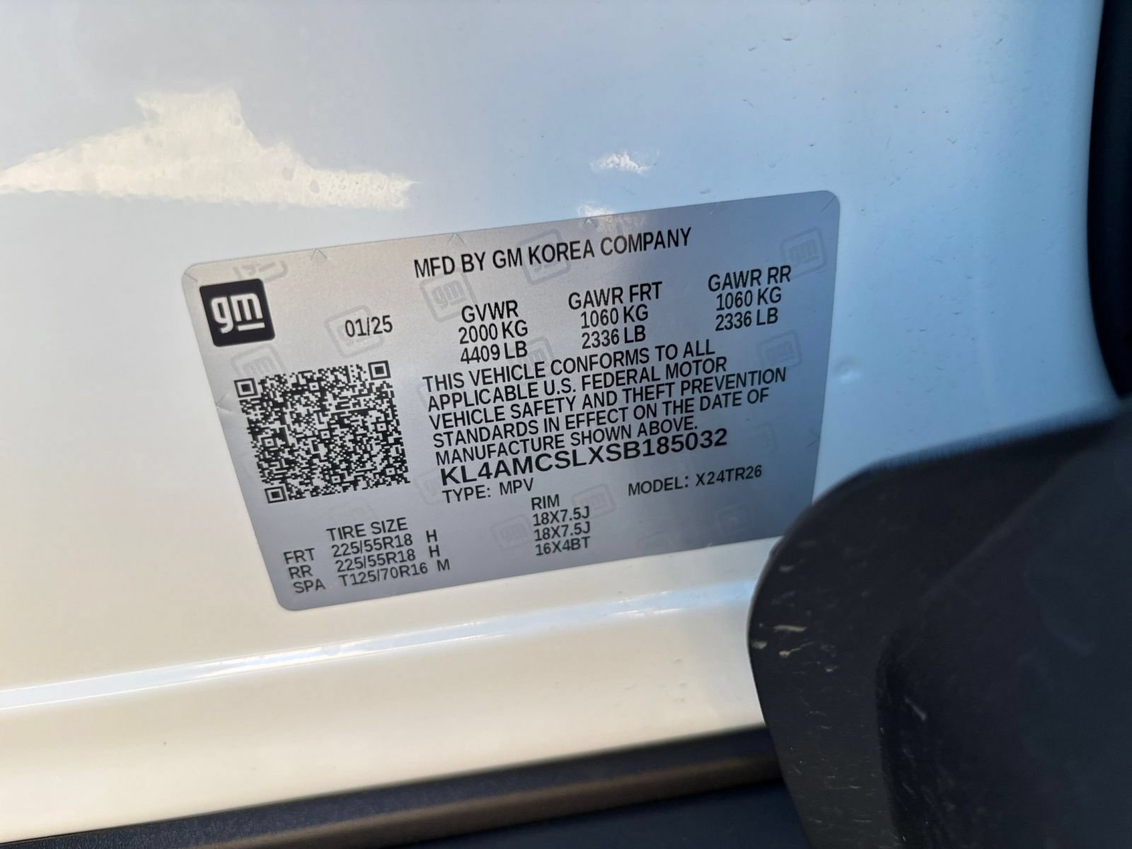 Used 2025 Buick Encore GX Preferred AWD/4WD image 28