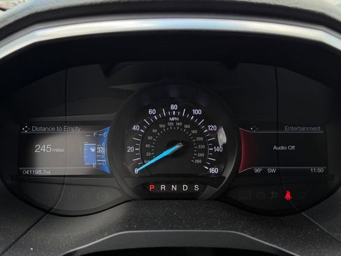 Used 2018 Ford Edge Titanium w/ Technology Package FWD image 14
