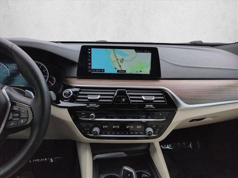 Used 2018 BMW 640i Gran Turismo xDrive w/ Luxury Seating Package AWD/4WD image 15