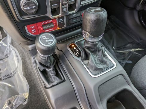 New 2024 Jeep Wrangler Willys image 17