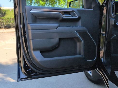 Certified 2026 Chevrolet Silverado 1500 LT image 8