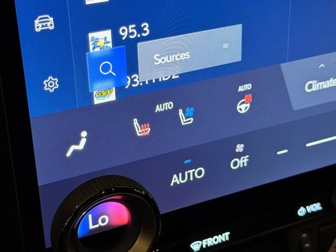 Used 2025 Lexus NX 250 FWD w/ Accessory Package (K3) image 28