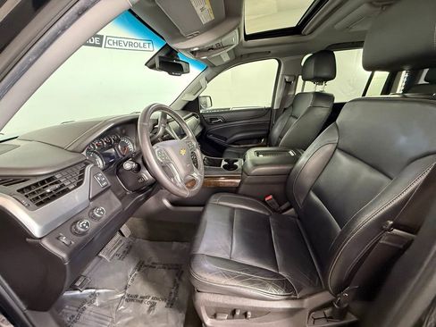 Used 2016 Chevrolet Suburban LT AWD/4WD image 16