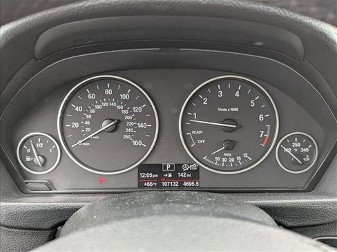 Used 2017 BMW 320i 320i image 9