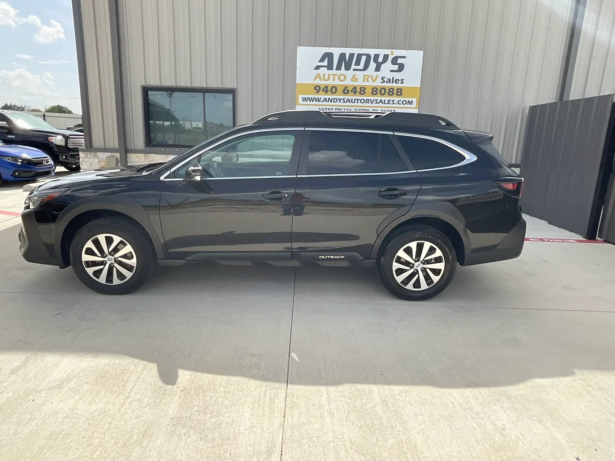 Used 2025 Subaru Outback Premium AWD/4WD image 21