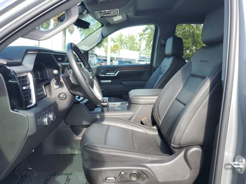 Used 2024 GMC Sierra 1500 Denali w/ Technology Package image 12