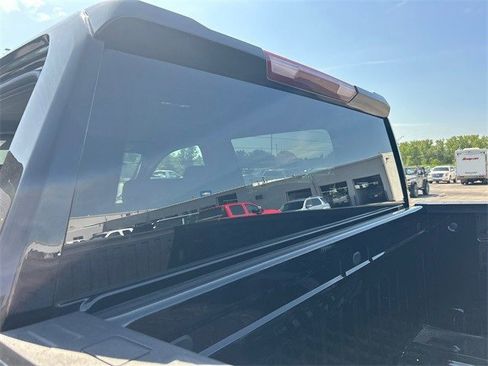 Used 2025 GMC Sierra 1500 Elevation image 25