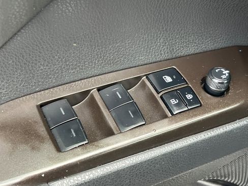 Certified 2022 Toyota Camry SE FWD image 13