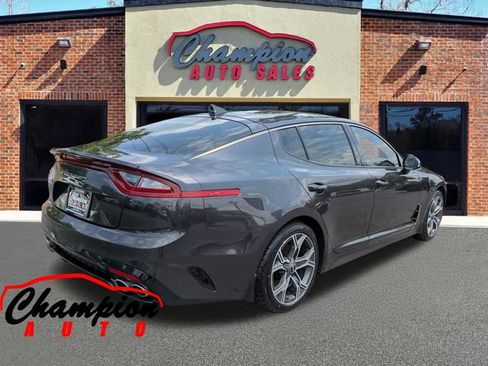 Used 2020 Kia Stinger GT-Line RWD image 4