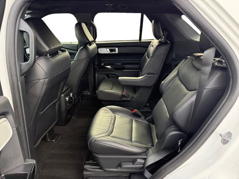 Used 2021 Ford Explorer ST w/ Equipment Group 401A image 16