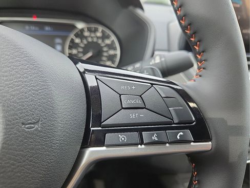 New 2026 Nissan Altima 2.5 SR FWD image 18