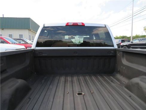 Used 2016 Chevrolet Silverado 2500 W/T w/ WT Convenience Package AWD/4WD image 3
