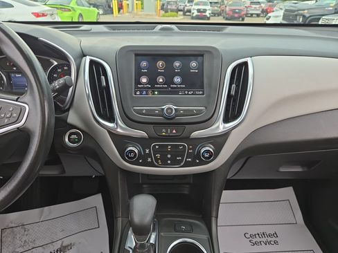 Used 2022 Chevrolet Equinox LT AWD/4WD image 22