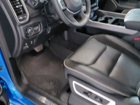 Used 2020 RAM 1500 Laramie image 12