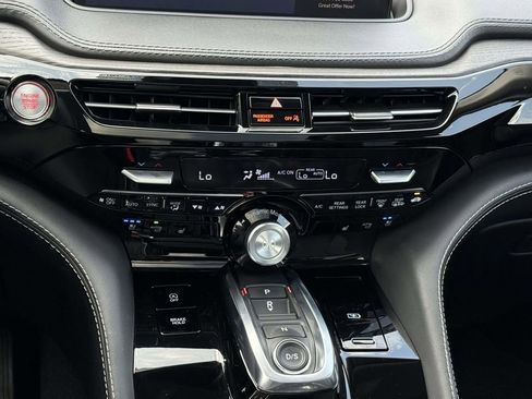 Used 2024 Acura MDX SH-AWD w/ Advance Package image 19