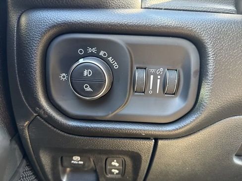 New 2026 RAM 1500 4x4 Crew Cab image 11