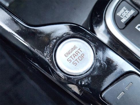 Used 2025 Kia Soul EX image 16