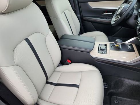 New 2026 MAZDA CX-90 3.3 Turbo w/ Preferred Package image 4