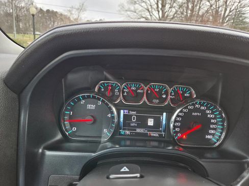 Used 2017 GMC Sierra 3500 SLT w/ Duramax Plus Package image 18