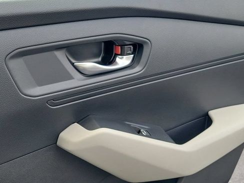 Certified 2025 Honda Accord LX image 7