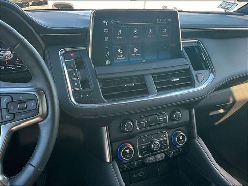 Used 2024 Chevrolet Tahoe Z71 w/ Luxury Package image 18