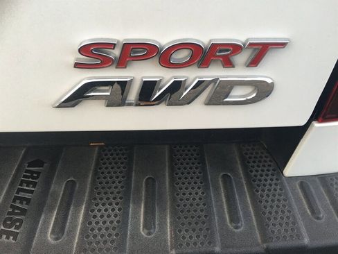 Used 2023 Honda Ridgeline Sport image 7