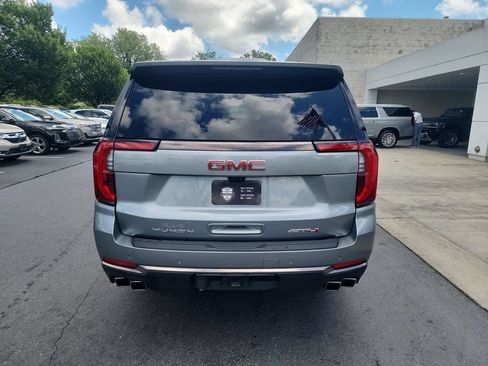 Certified 2025 GMC Yukon XL AT4 Ultimate AWD/4WD image 7