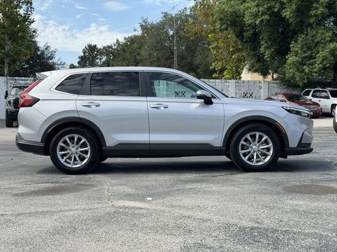 Used 2025 Honda CR-V EX-L image 3