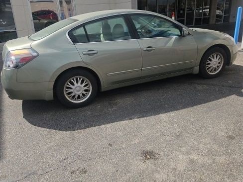 Used 2008 Nissan Altima 2.5 S w/ Convenience Pkg image 2
