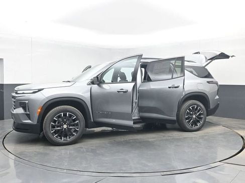 New 2026 Chevrolet Traverse LT FWD image 54