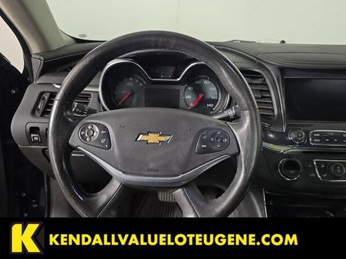 Used 2016 Chevrolet Impala LTZ w/ Enhanced Convenience Package FWD image 10