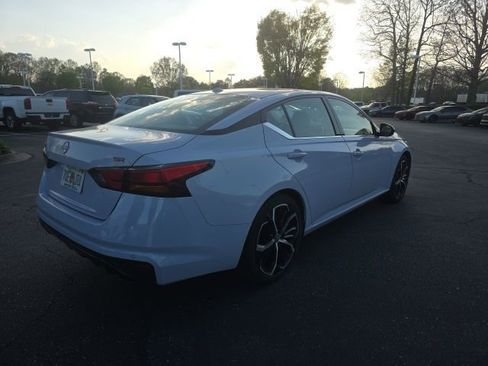 Used 2024 Nissan Altima 2.5 SR image 6