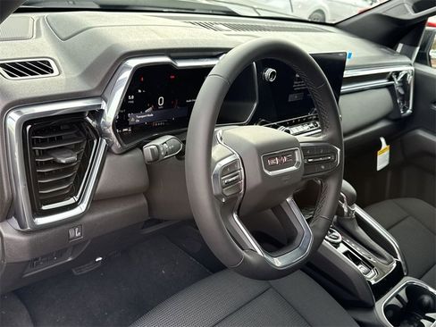 New 2026 GMC Canyon Elevation w/ Convenience Package image 16