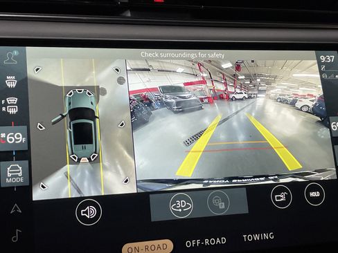 Used 2024 Land Rover Range Rover Sport Dynamic SE image 25